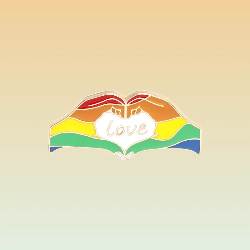 Découvrez nos pins LGBT - Bons Baisers, des accessoires colorés et engagés pour affichant votre fierté. Commandez maintenant pour ajouter une touche inclusive à votre style !